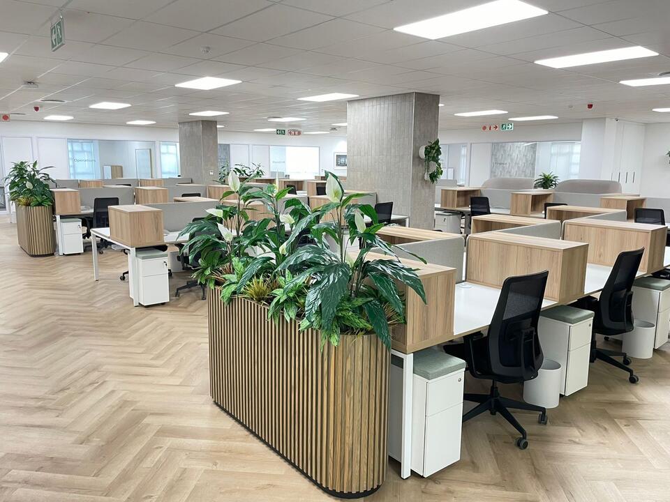 Ukhuni Desking and Demountable Walling System